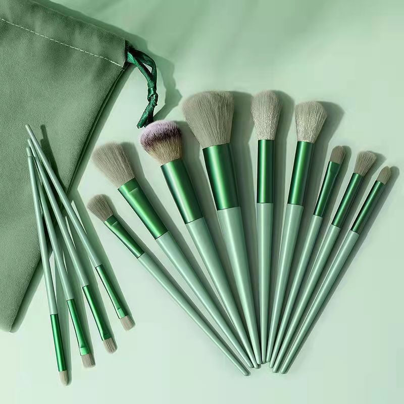 13- Brush Set: Eyeshadow Brushes and Blush BrushesPiece Makeup