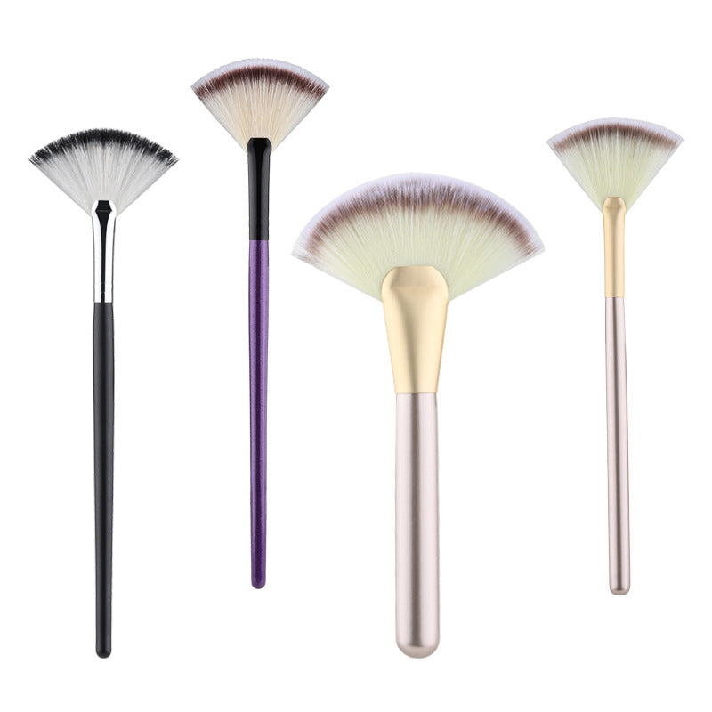 Professional Fan Makeup Brush