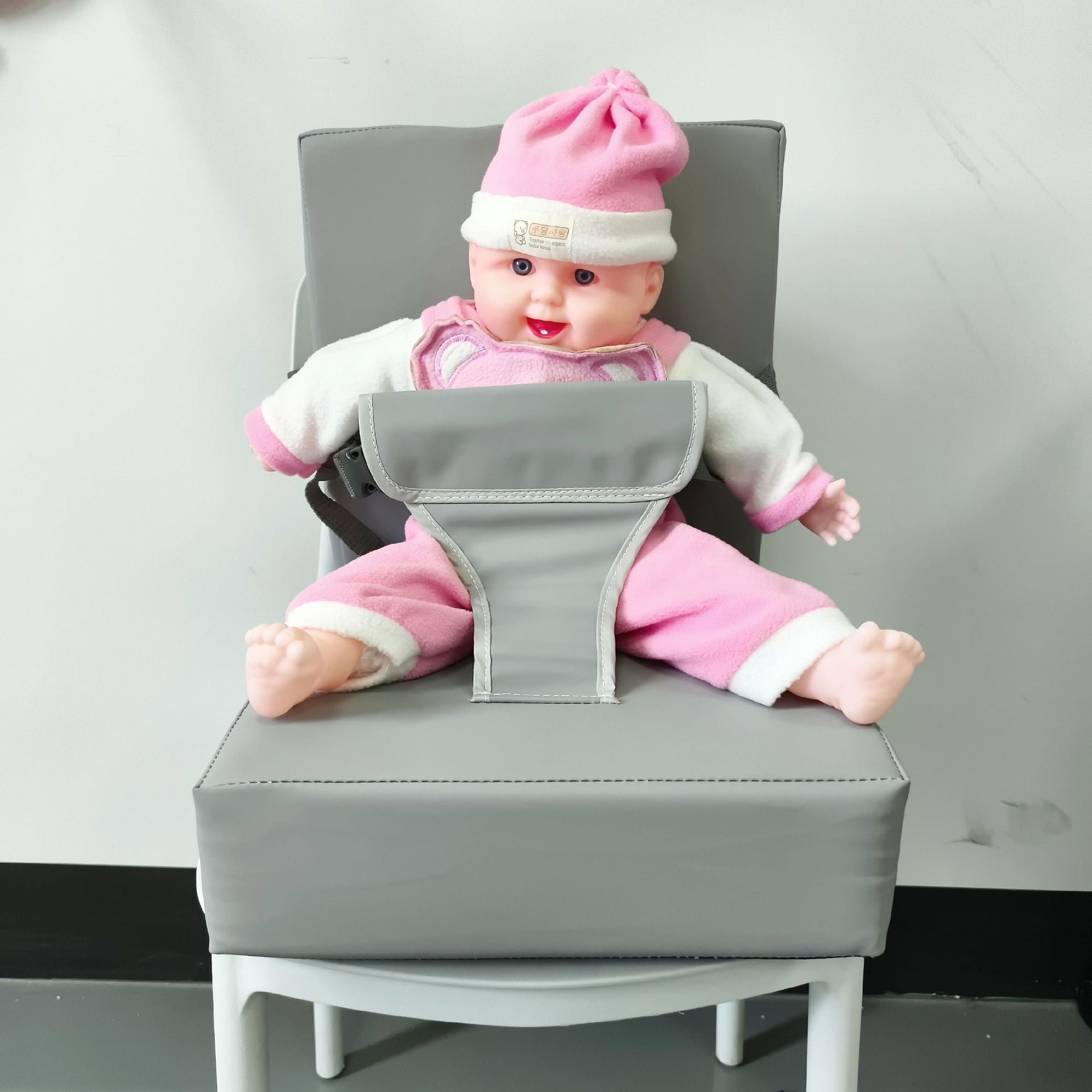 Foldable Portable Baby High Chair with Safety Belt