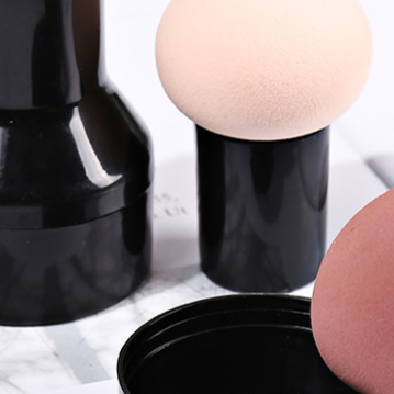 Mushroom Head Makeup Sponge Puff with Handle