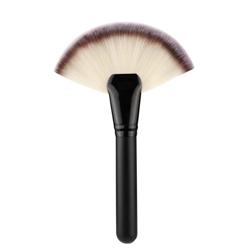 Professional Fan Makeup Brush