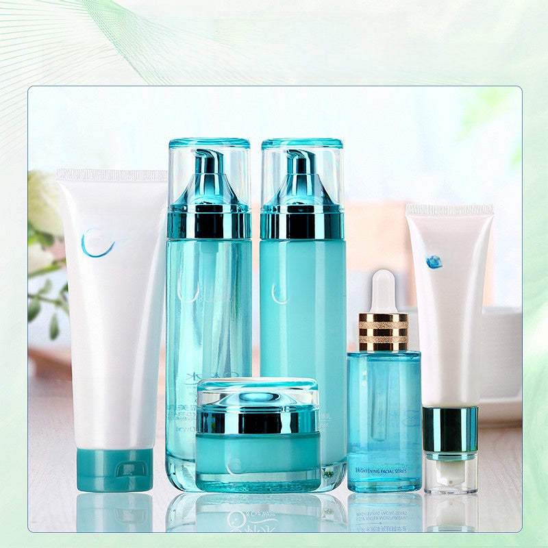 Eight Cups Skincare Toner and Lotion Set