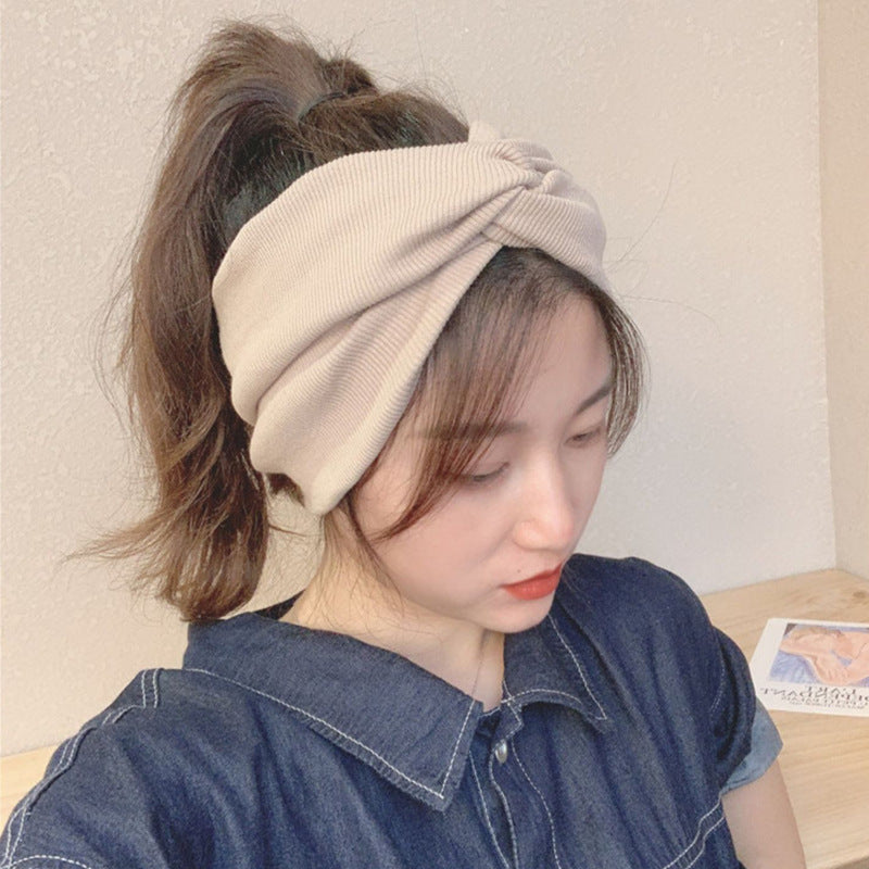 Wide Headband for Sports and Skincare