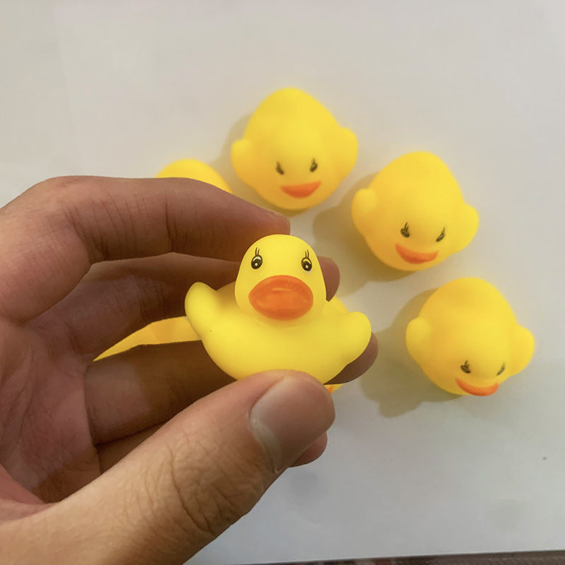 Pinch call small yellow duck